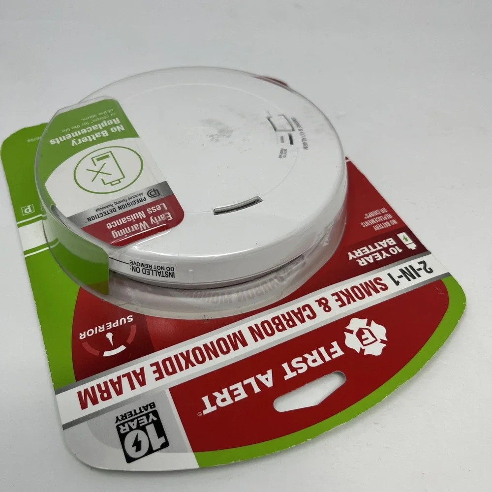 First Alert ~ 2-in-1 Smoke & Carbon Monoxide Alarm ~Superior~ 1046796 ~ NEW!